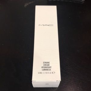 MAC STROBE CREAM “Redlite” used once